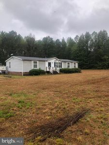 94 Weeks Rd, Water View, VA, 23180