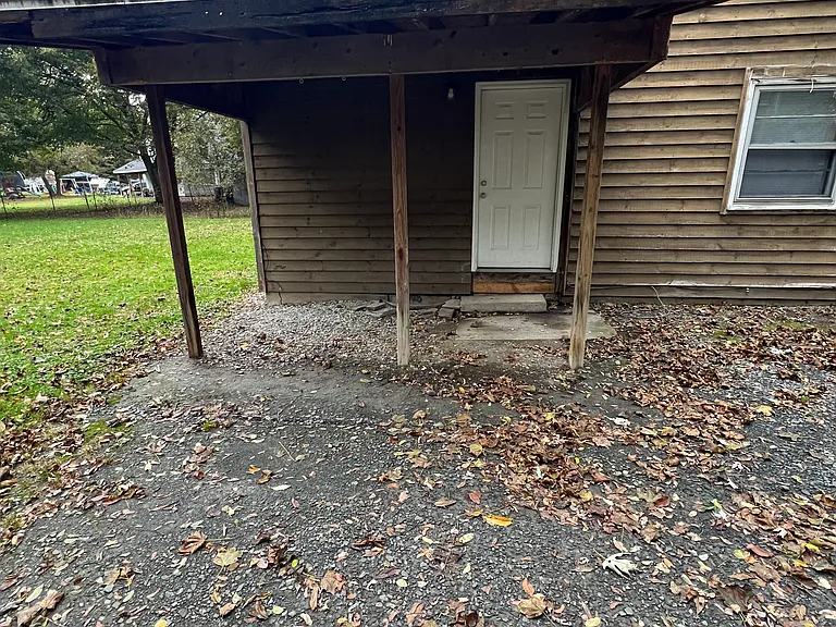 260 Allen St #A — Photo 5