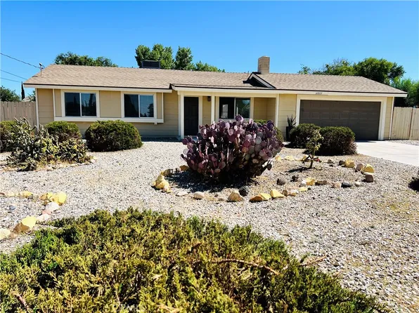 14977 Mauna Loa St, Hesperia, CA 92345