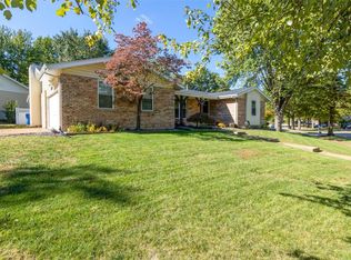 2114 Chatport Rd, Saint Louis, MO 63129