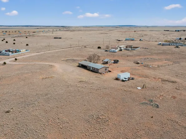 89 Sunset Rd, Moriarty, NM 87035