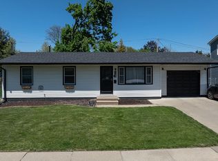 1190 McGowan Blvd, Marion, IA 52302