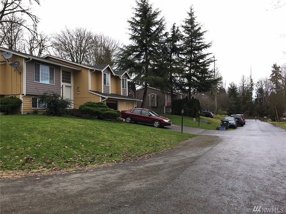 2nd image of 11302 11304 67th Av Ct E