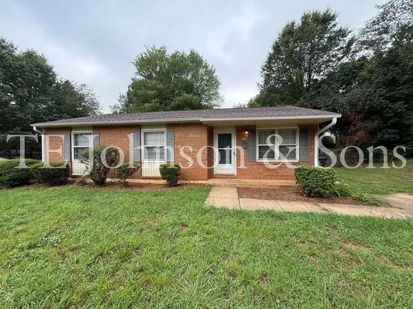 4218 S Jasmin Ct, Winston Salem, NC 27105