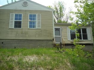 112 Gnawbone Ln, Aurora, IN 47001