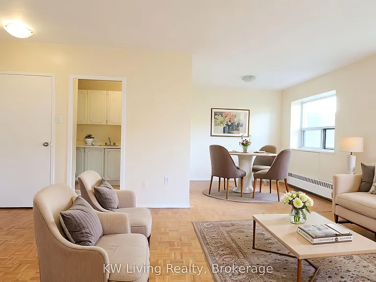480 Lakeshore Rd E #301 — Photo 16