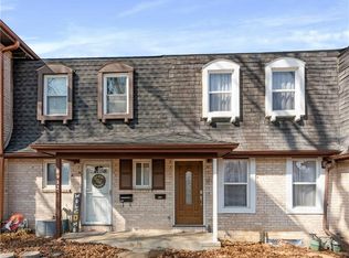 8930 Pflumm Rd, Lenexa, KS 66215