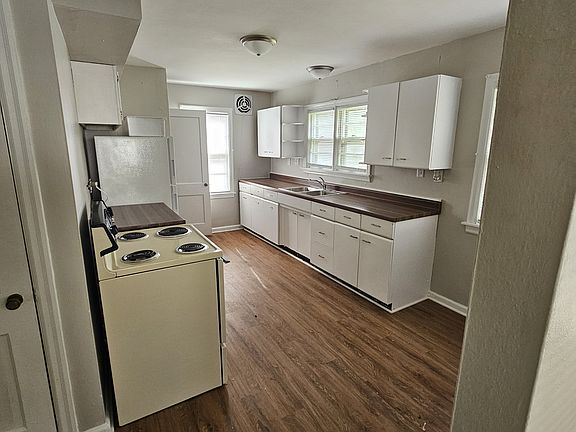 4th image of 3009 W Krause Ave