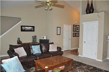 5th image of 12830 Kingsley Ct