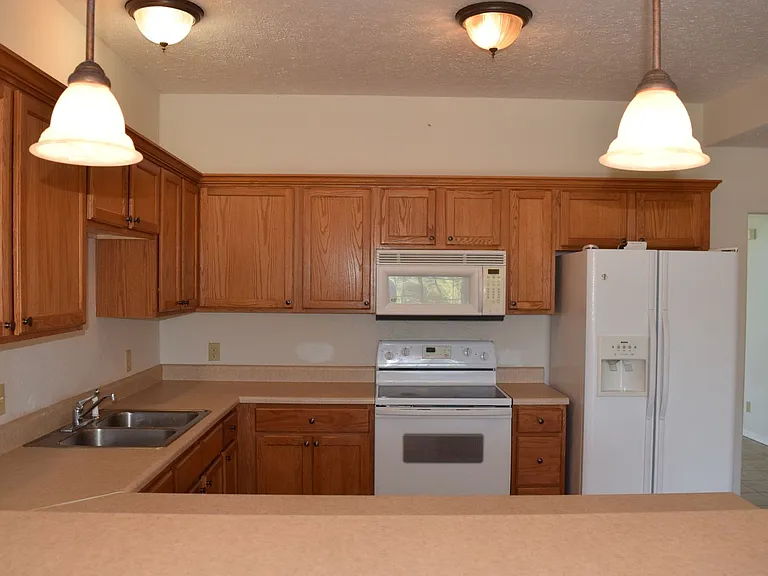 318 Carmel Valley Way — Photo 10