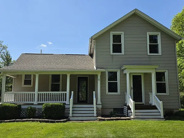 4912 Chestnut Rd, Independence, OH 44131