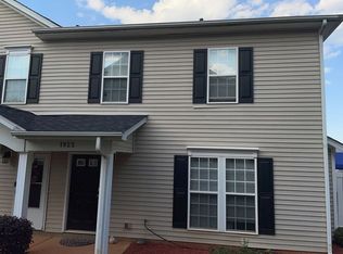 1925 Flushing Ct, Charlotte, NC 28215