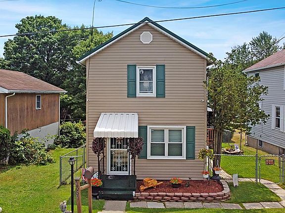 2nd image of 1351 Penn St