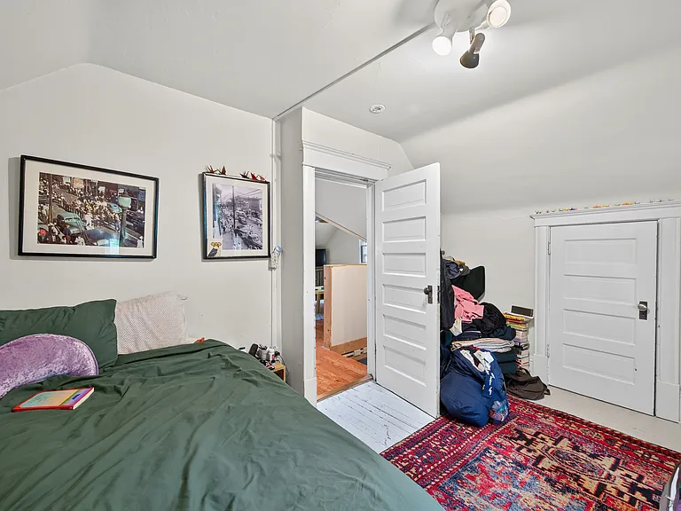 2404 Lyndale Ave S #3 — Photo 25