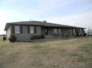 1951 N Luther Rd, Harrah, OK 73045