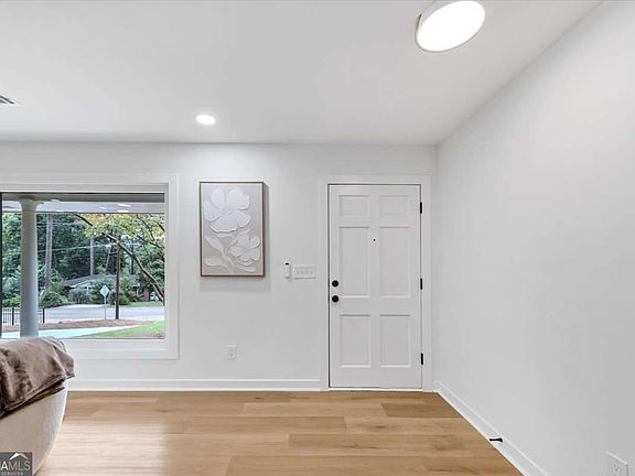 3rd image of 3050 Greenbrook Way