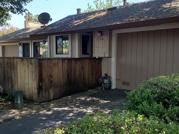 3rd image of 510 Dix Way