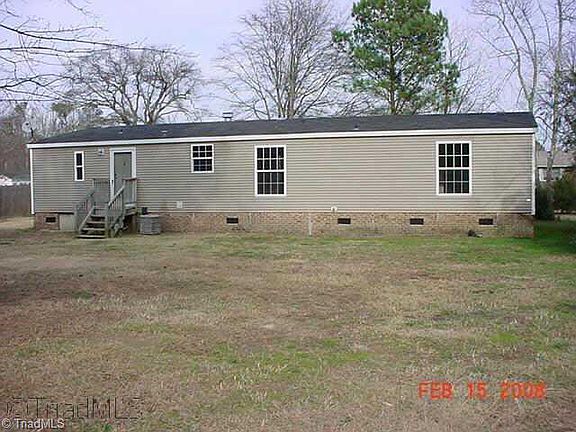 3rd image of 102 Poplar Haven Rd
