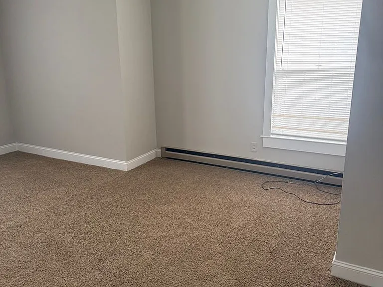 667 Chestnut St #3 — Photo 6
