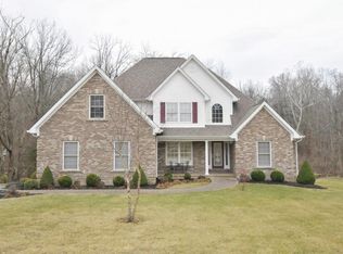 667 Kingswood Dr, Taylorsville, KY 40071