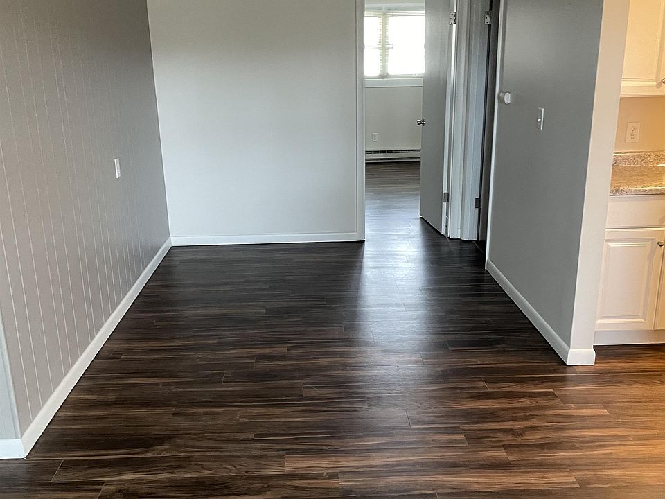 206 E Center St 15 206 E Center St Monticello IL Zillow