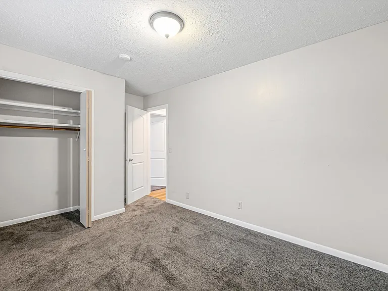 5 Curtis Ct — Photo 9