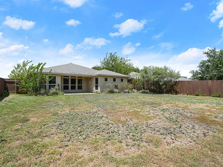 122 Legends Of Hutto Trl — Photo 8