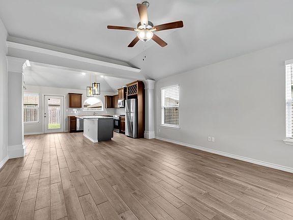 5th image of 7714 Pruet Dr