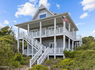 101 Rip Tide Ct, Emerald Isle, NC 28594
