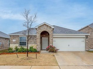814 Platinum Dr, Princeton, TX 75407