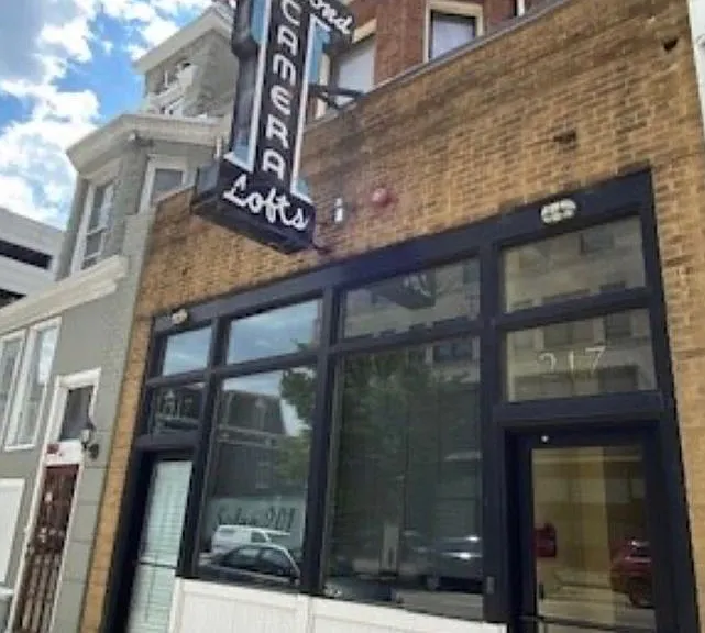 217 E Grace St — Photo 2