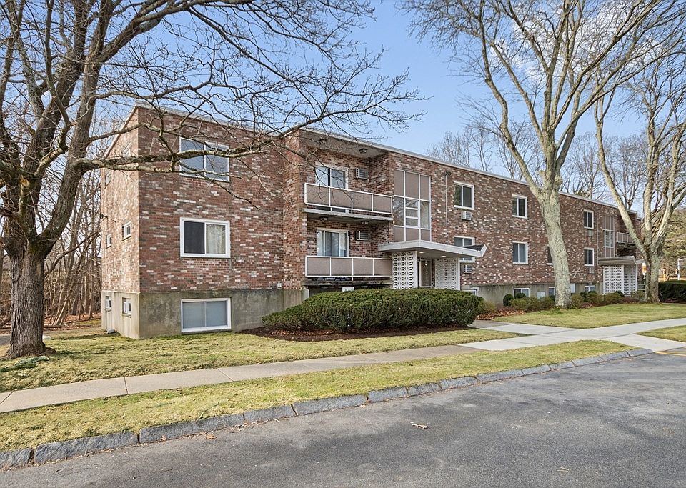 1st image of 25 Lionel Ave APT E