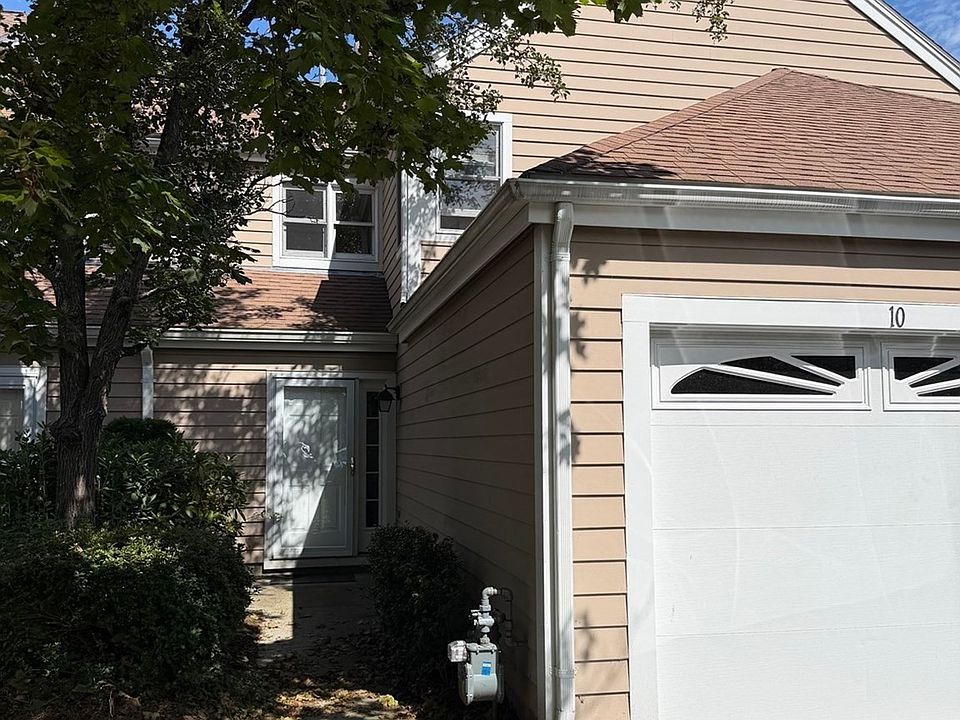 1st image of 10 Merganser Way Unit 10