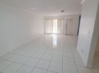 3615-3617 Polk St, Hollywood, FL 33021