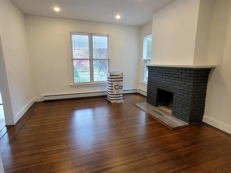 682 Whitney Ave #1 — Photo 8