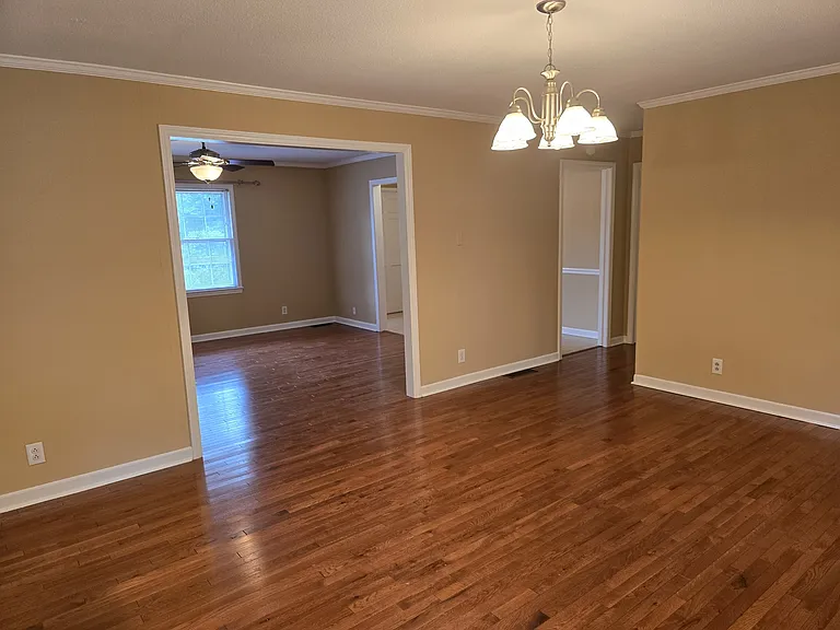 4680 Forestmanor Dr — Photo 18