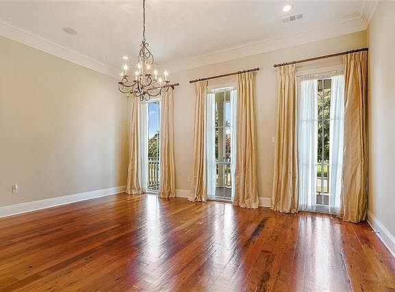 5th image of 6369 Gen Haig St