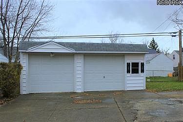 4th image of 29713 Lake Shore Blvd