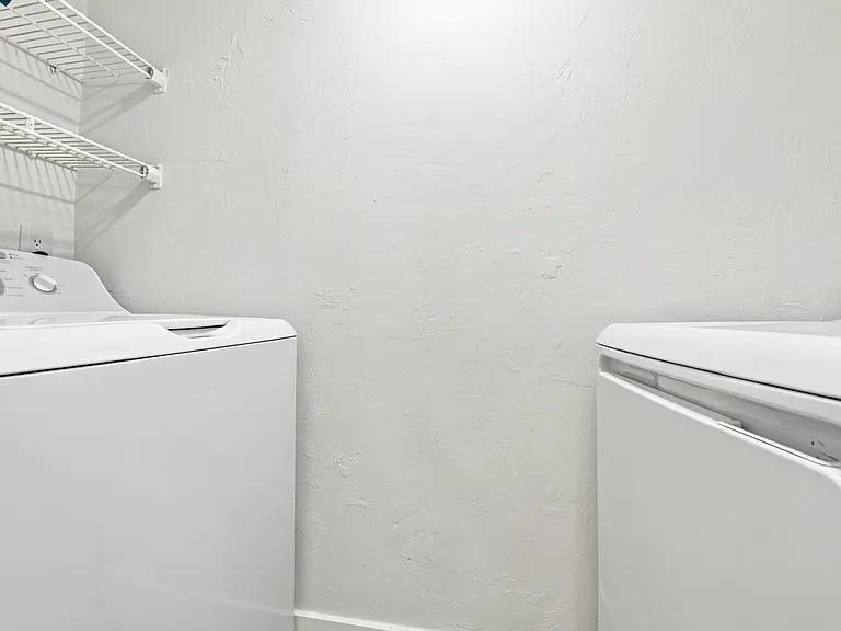 2695 Albatross Rd N #100 — Photo 16