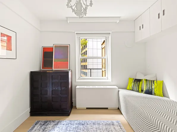 159 West 53rd Street image 15 of 16