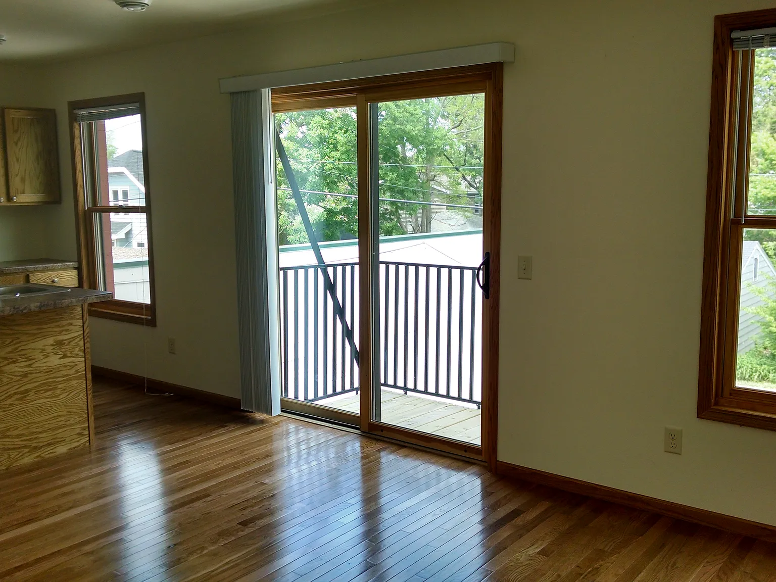 2 bed, $1,210 — Photo 3
