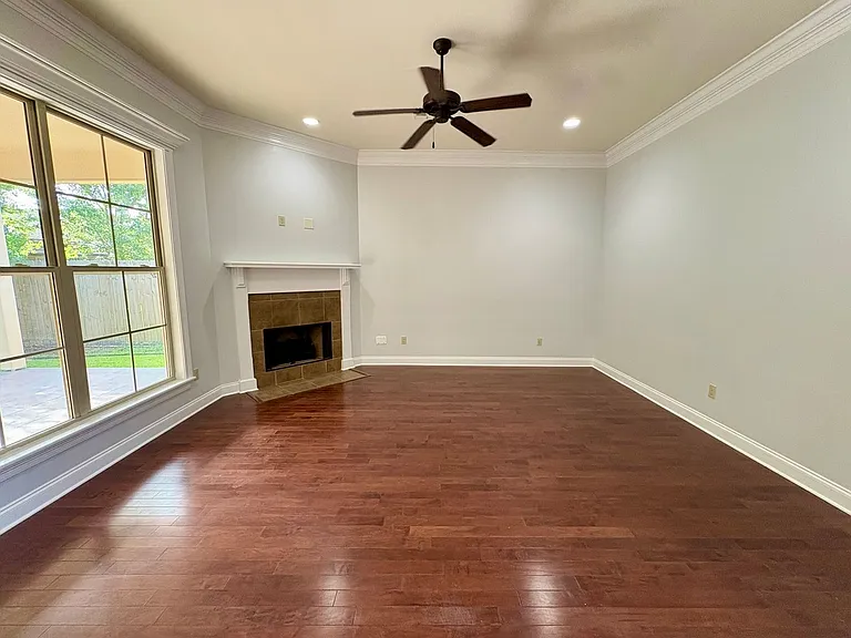 120 Mirada Ln — Photo 4