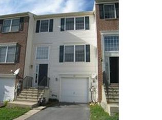 425 S Oak St, Freemansburg, PA 18017