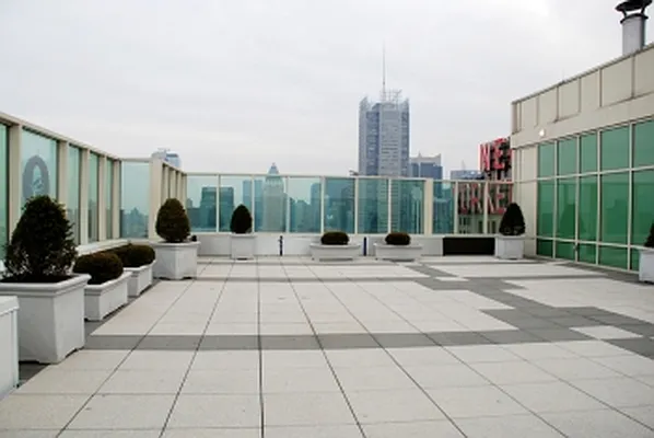 Rented by MNS | media 10