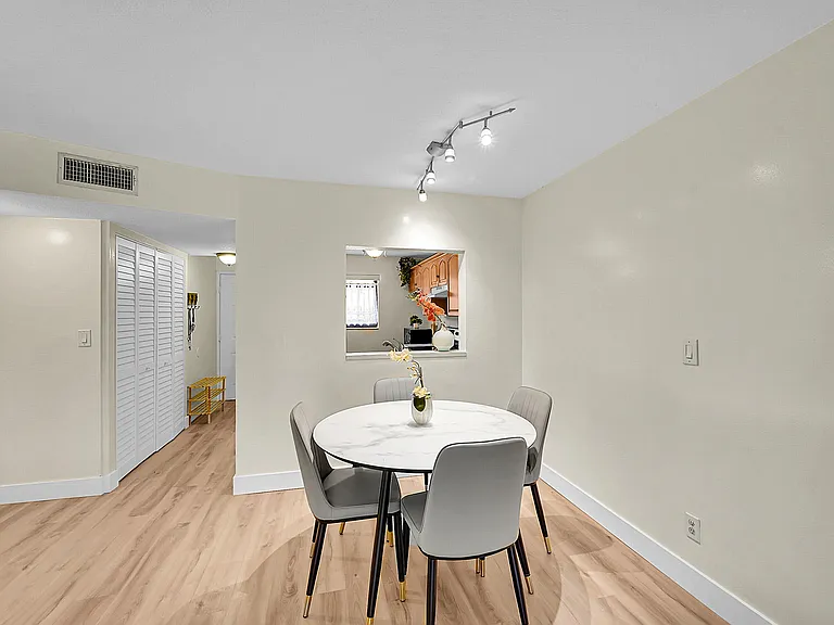 9503 Boca Cove Cir #603 — Photo 9