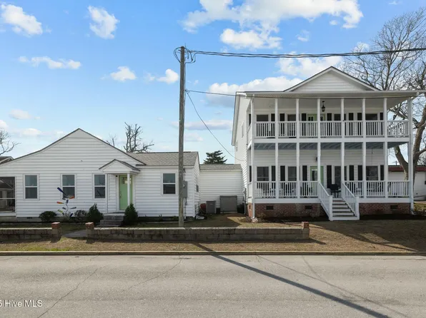 106 S Water Street, Swansboro, NC 28584