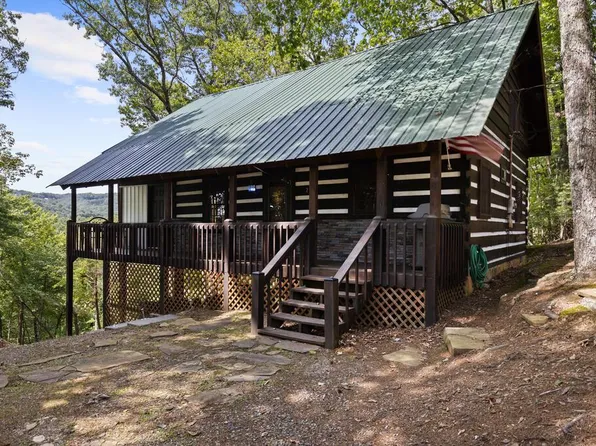 21 Mountain View Trl, Blue Ridge, GA 30513