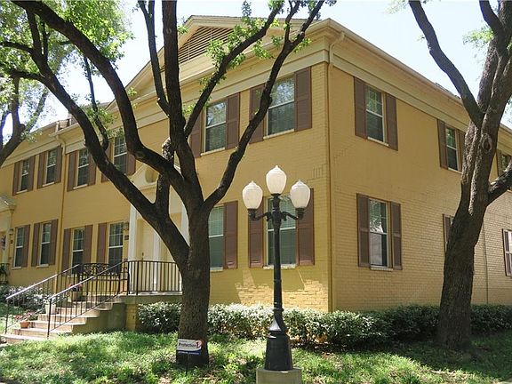 2nd image of 4751 Bradford Dr #4751B