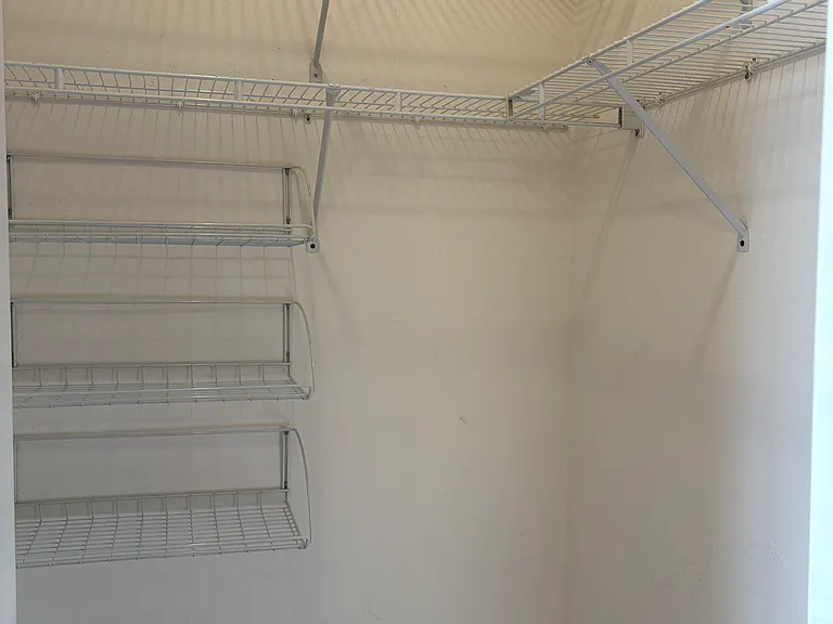 5875 Perthshire Pl — Photo 2