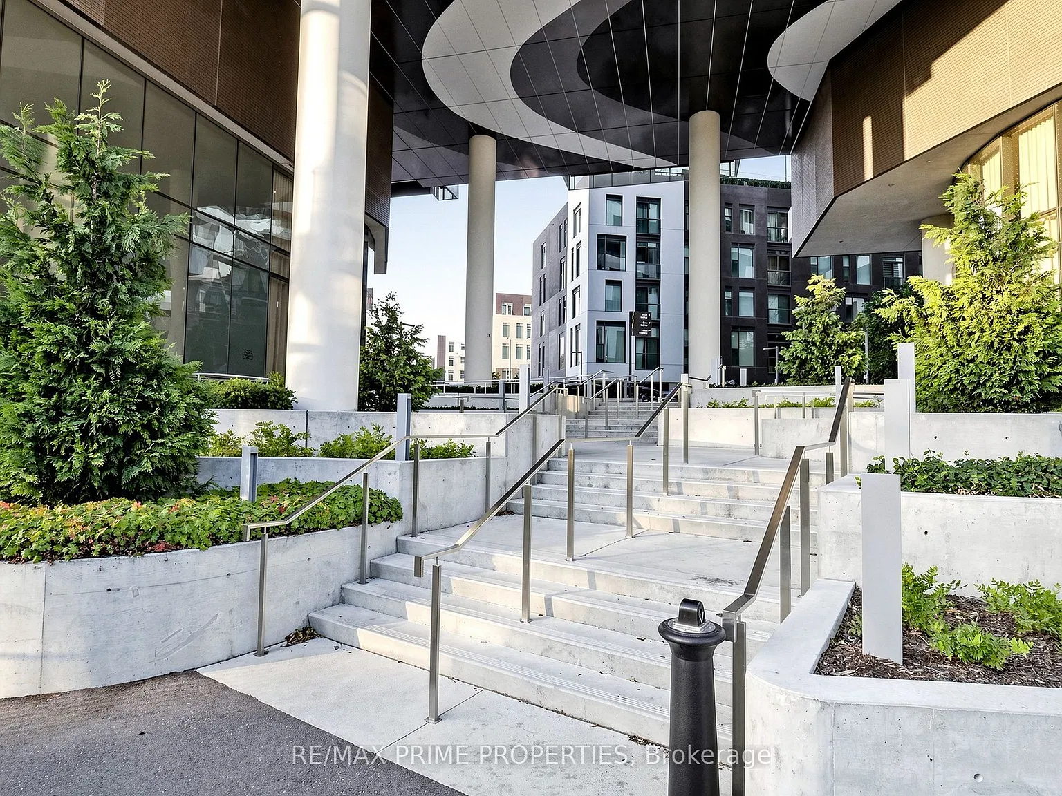 2 bed, $3,150 — Photo 3